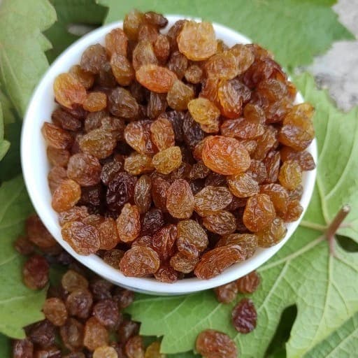 تصویر 2 از کشمش پلویی درجه یک سرشار از ویتامین و انرژی طبیعی
